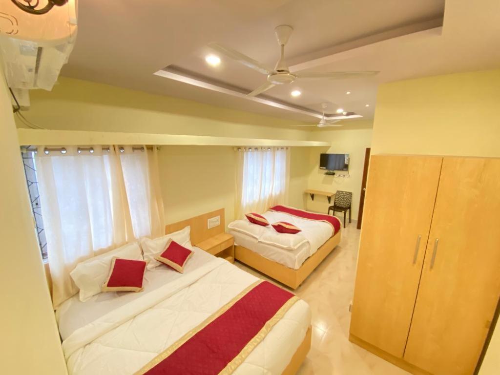 ホテル Prabhuvihar Residency ポーボリム エクステリア 写真