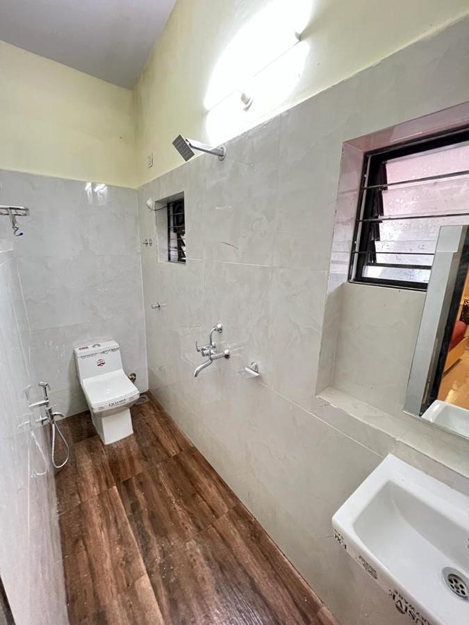 ホテル Prabhuvihar Residency ポーボリム エクステリア 写真