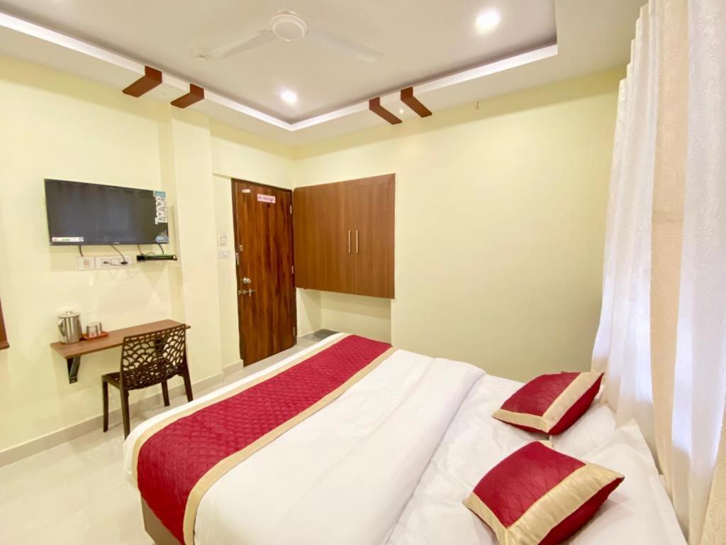 ホテル Prabhuvihar Residency ポーボリム エクステリア 写真
